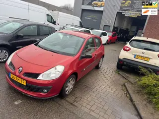 Renault Clio 1.2-16V Special Line Airco Nwe APK Lage Km Stand