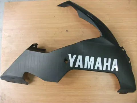 Cowl lower right Yamaha YZF R1 2004 - 2006