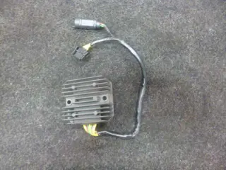 Regulator rectifier  BMW F 800 S - ST 2006 - 2010 / 2006 - 2010