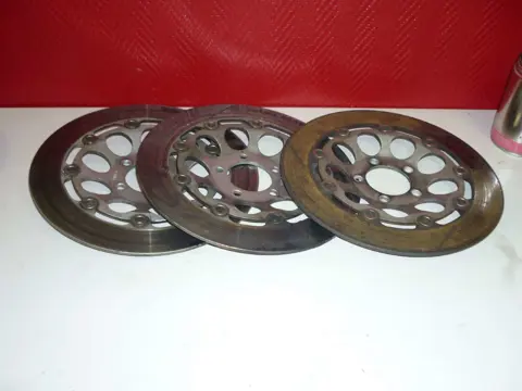 Brake disc front Suzuki GSX R 750 1992 - 1993