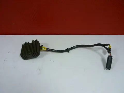 Regulator rectifier  BMW F 650 2000 - 2007