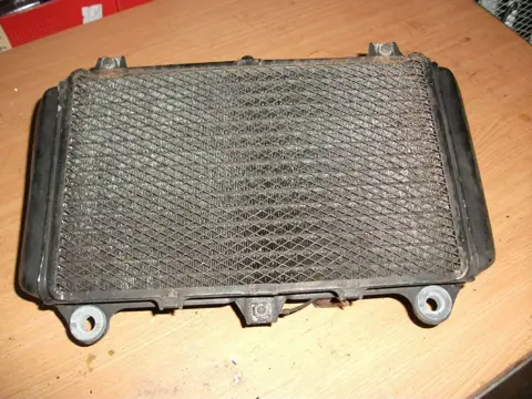 Radiator Kawasaki GPZ 600 1985 - 1987