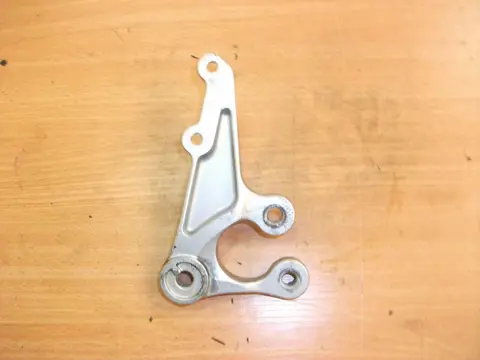 Main step holder Suzuki GSX R 1000 2009 - 2010