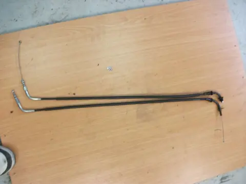 Throttle cable Suzuki GSX R 1300 Hayabusa 1998 - 2007