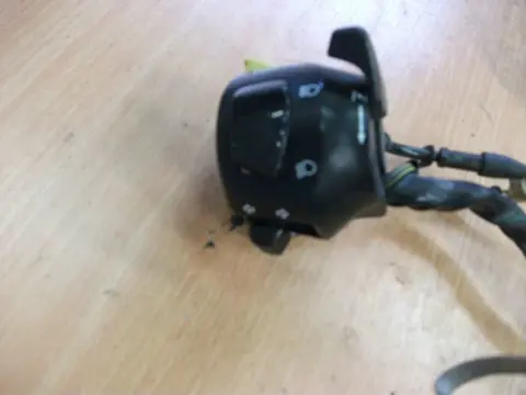 Handlebar switch assy left Suzuki GSX R 1300 Hayabusa 1998 - 2007