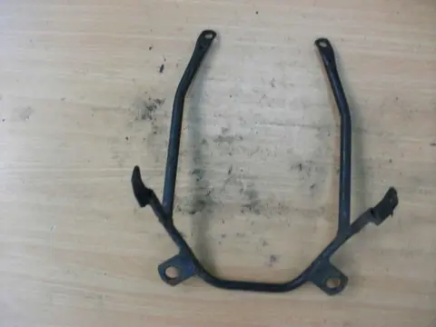 Upper cowl Stay Yamaha XJ 900 F 1983 - 1994