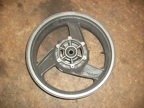Rear wheel Kawasaki ZZR 600 1990 - 1992