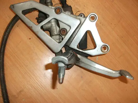 Main step holder right Kawasaki ZXR 750 1993 - 1996