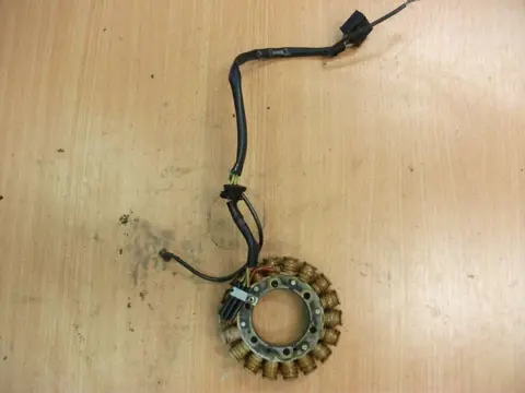 Generator Kawasaki ZX 9 R 1998 - 1999 / 2002 - 2004