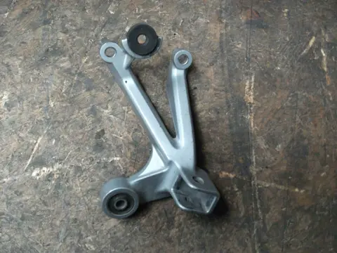 Pillion step right Suzuki GSX R 600 1995 - 2000