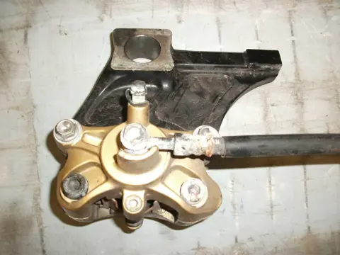 Rear brake caliper Suzuki GSX R 600 2004 - 2005