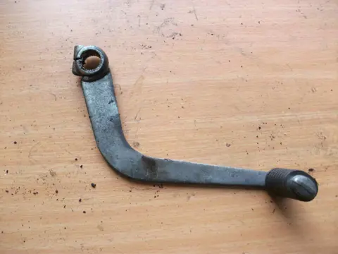 Brake pedal Yamaha TDM 1991 - 1995