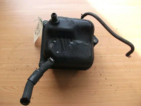 Oil reservoir Yamaha TDM 1991 - 1995