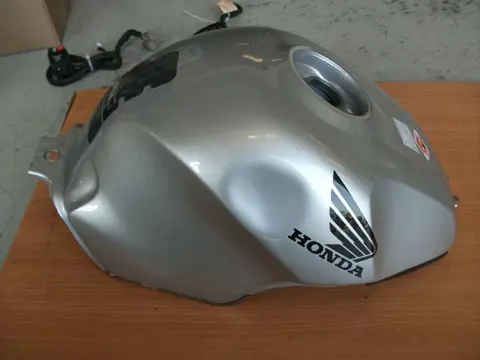 Fuel tank Honda CBR Fireblade 2000 - 2001