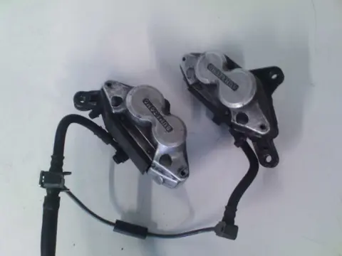 Brake calipers front Yamaha TDM 1996 - 2000