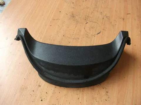 Cowl upper center Suzuki GSF 600 650 Bandit  1996 - 1999