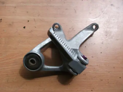 Pillion step right Yamaha YZF 750 1993 - 1995 / 1996 - 1999