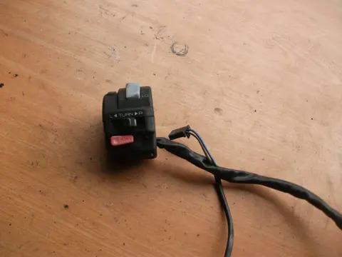 Handlebar switch assy Yamaha YZF 750 1993 - 1995 / 1996 - 1999