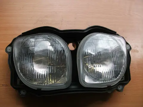 Headlight Yamaha YZF 750 1993 - 1995 / 1996 - 1999