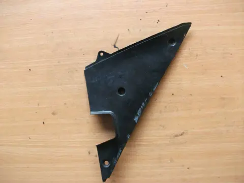 Cowl left inner Suzuki GSX R 750 2001 - 2003