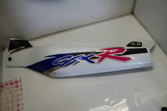 Cowl left rear Suzuki GSX R 1100 1993 - 1994 / 1995 - 1996