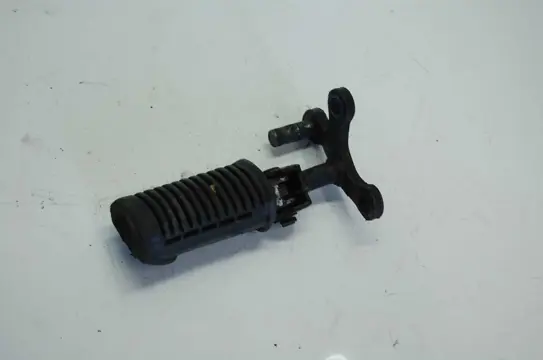 Footrest left Suzuki GS 550 ES 1983 - 1985