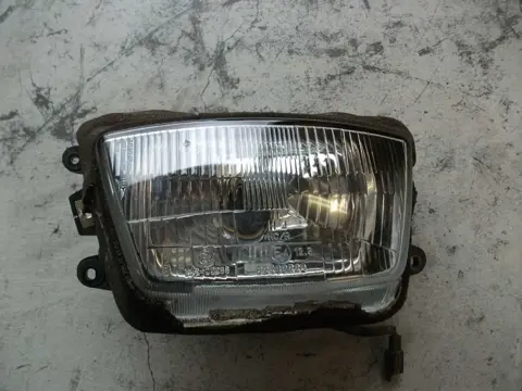 Headlight Suzuki GSF 600 650 Bandit  1996 - 1999