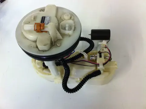 Fuel pump Suzuki Burgman 650 1998 - 2001