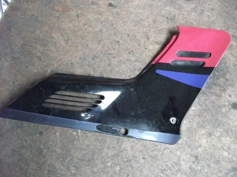 Cowl right small Honda CBR 1000 F 1989 - 1992