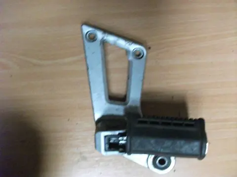 Pillion step left  Suzuki GSX F 1100 1988 - 1994
