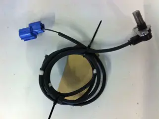 ABS sensor front Suzuki GSF 600 650 Bandit  2000 - 2004