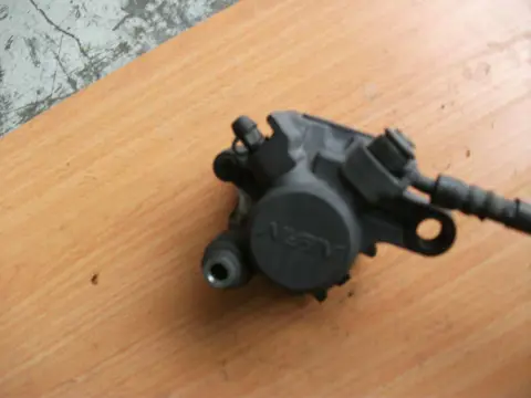 Rear brake caliper Yamaha YZF R6 2003 - 2005