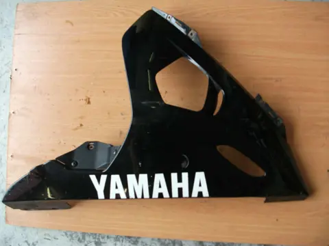 Cowl lower right Yamaha YZF R6 2003 - 2005