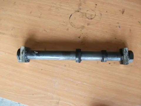 Rear axle Yamaha TDM 2001 - 2004