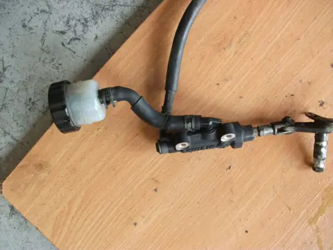 Rear brake master cylinder  Yamaha TDM 2001 - 2004