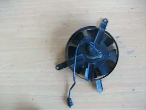 Fan Suzuki GSX R 750 1996 - 2000