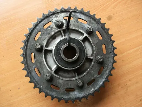 Driven flange Suzuki GSX R 750 1996 - 2000