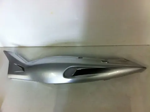 Cowl left rear Yamaha YZF 600 Thundercat 1996 - 2003
