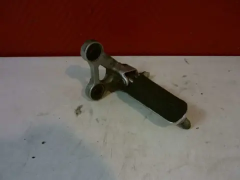 Main step holder left Honda CBR 1000 F 1993 - 2000