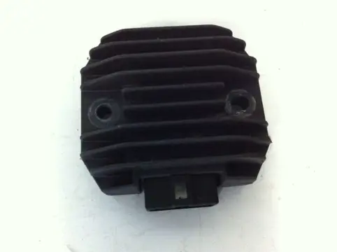 Regulator rectifier  Kawasaki ZR 7 1998 - 2003