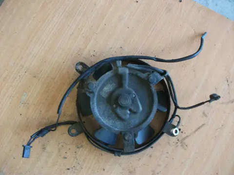 Fan Honda Deauville 650 - 700 1998 - 2001