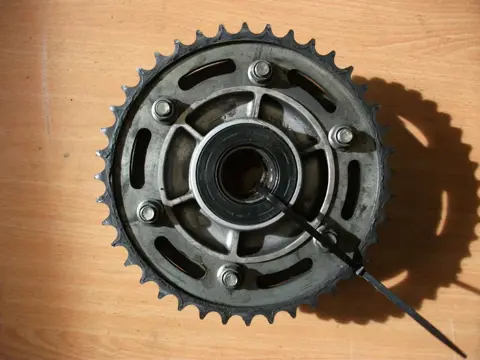 Driven flange Suzuki GSX R 1300 Hayabusa 1998 - 2007