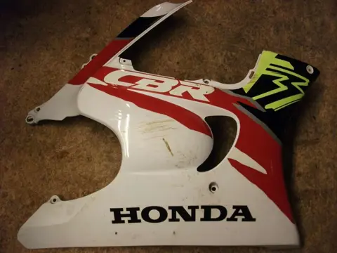 Cowl right Honda CBR 600 F 1995 - 1998