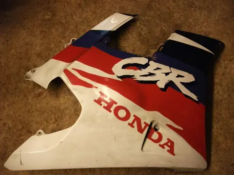 Cowl right Honda CBR 600 F 1991 - 1994