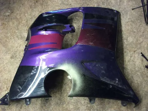 Cowl right Honda CBR 1000 F 1993 - 2000