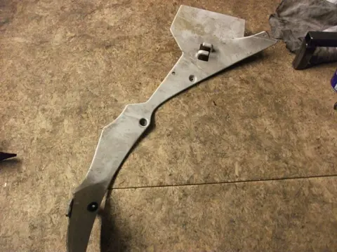 Cowl left inner Honda CBR 600 F 1991 - 1994
