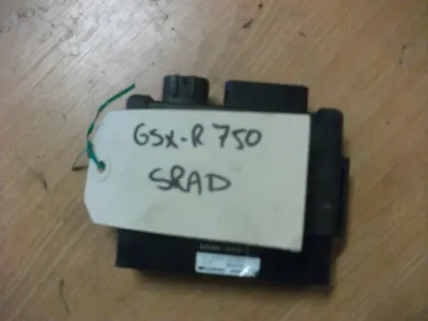 Ignitor CDI ECU Suzuki GSX R 750 1996 - 2000