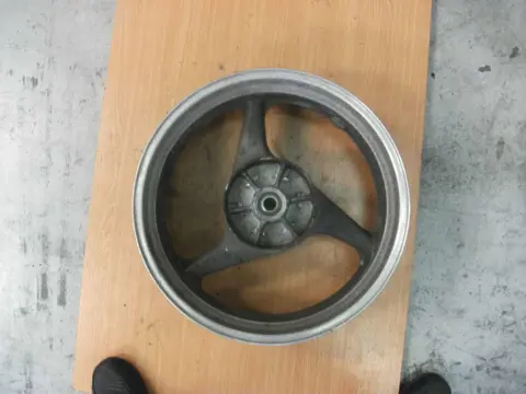 Rear wheel Honda CBR 600 F 2001 - 2007