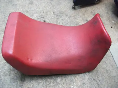 Seat Kawasaki GPZ 600 1985 - 1987
