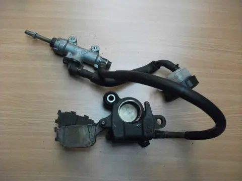 Rear brake caliper Honda CBR 600 F 1999 - 2000 / 2001 - 2007